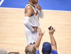 开云体育官网-掘金客场击败雷霆，西部决赛再度领先