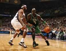 开云下载-闪电战！加拿大四分钟三球一波带走玻利维亚，蒂亚戈惊艳四座定乾坤