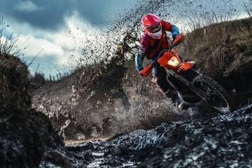 开云体育平台APP-阴影与光芒，日本队横扫背后的陈雨菲破纪录之夜