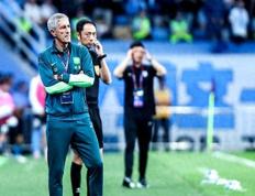 开云平台-包含重要球员因伤缺席，球队面临考验的词条