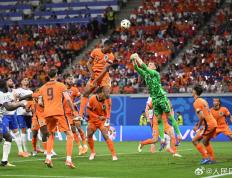 开云体育入口-波兰队首战不败晋级欧洲杯16强