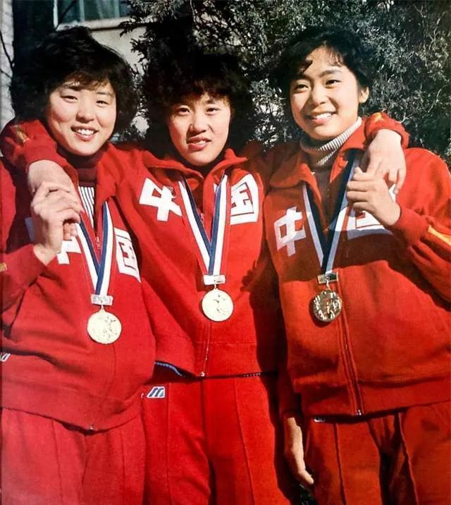 开云下载-古巴女子排球团体表现出色荣膺冠军