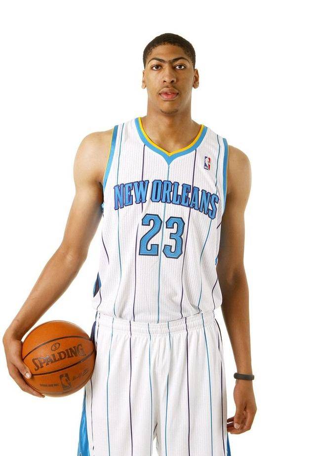 开云下载-美队胜鹈鹕，首发阵容谢罪