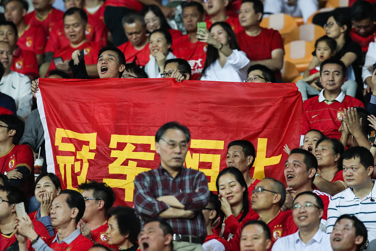 开云体育中国-胜利的喜悦，体现在球队的每一个瞬间