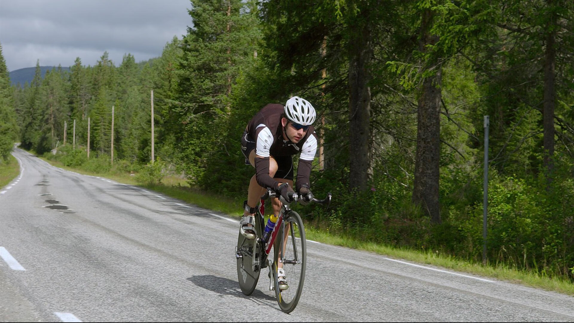 开云体育平台APP-接管者,从安卡拉球场到欧洲之巅 当国家战略与绿茵英雄在同一频率共振